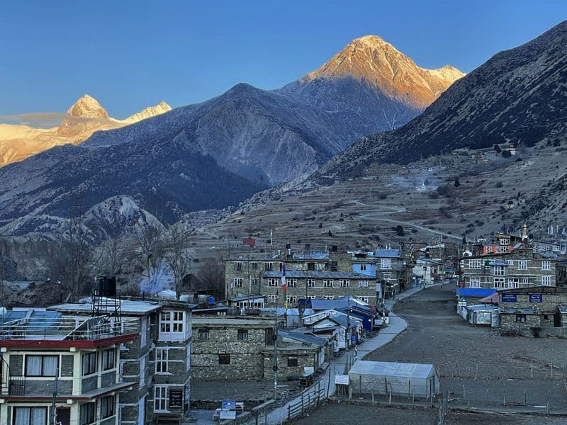 Manang Tour Package
